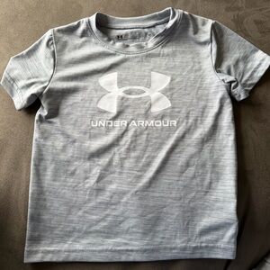 Under Armour Kids Short Sleeve Performance Tee - Light Gray with White Logo